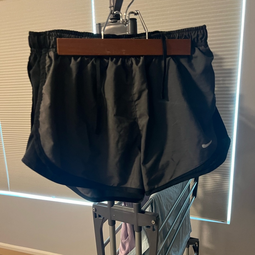 Nike women’s shorts